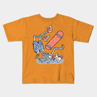 skateboarding skeleton Kids T-Shirt